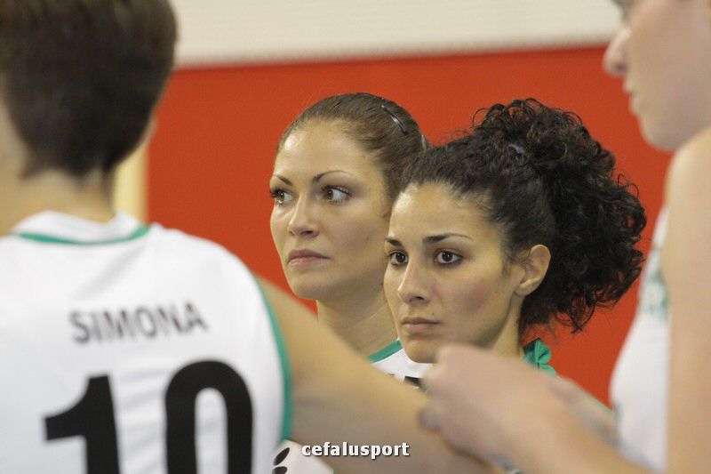 111030 volley 153_tn.jpg